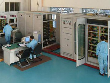 鋼(gang)材理(li)化試(shi)驗二(er)